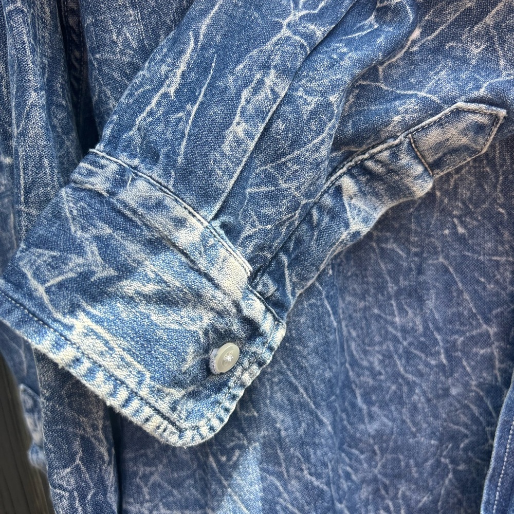 Frank & Eileen Distressed Vintage Wash Denim Barry Shirt XS NWOT - Picture 3 of 8